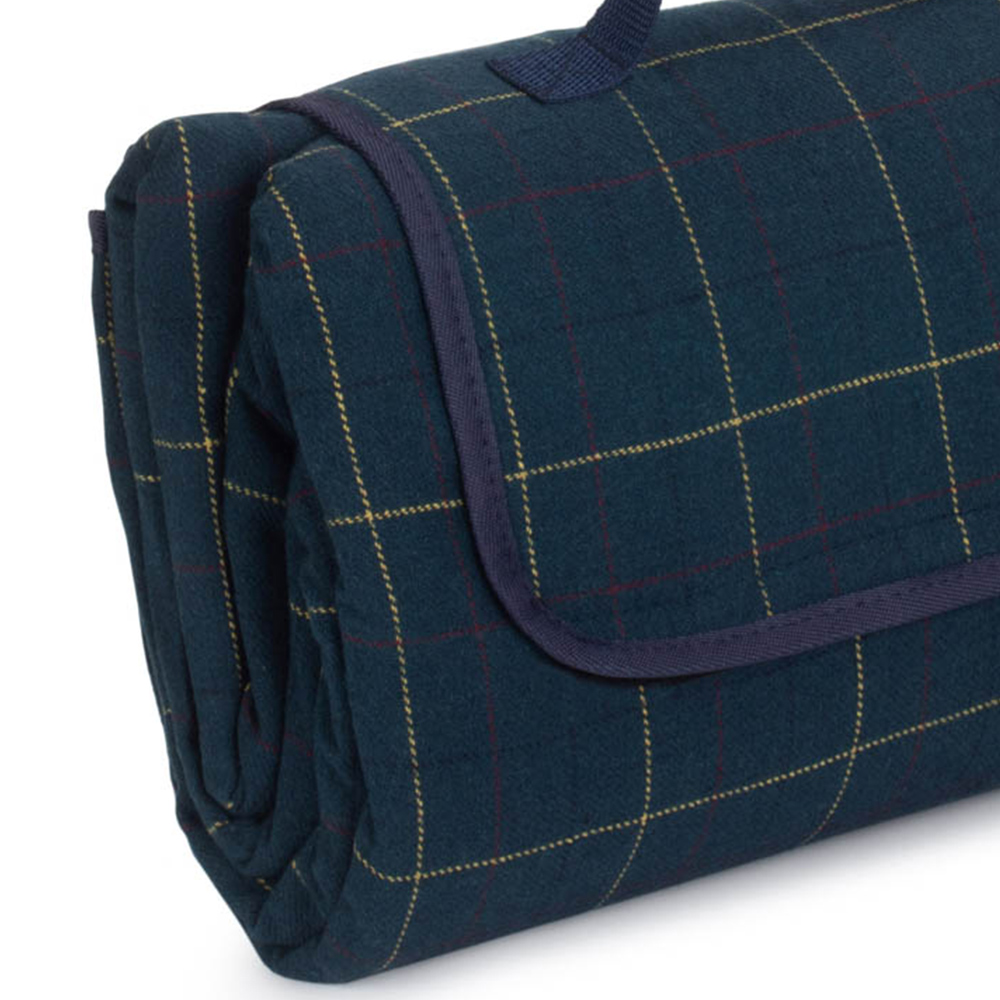 Red Hamper Luxury Blue Tweed Picnic Blanket Image 2