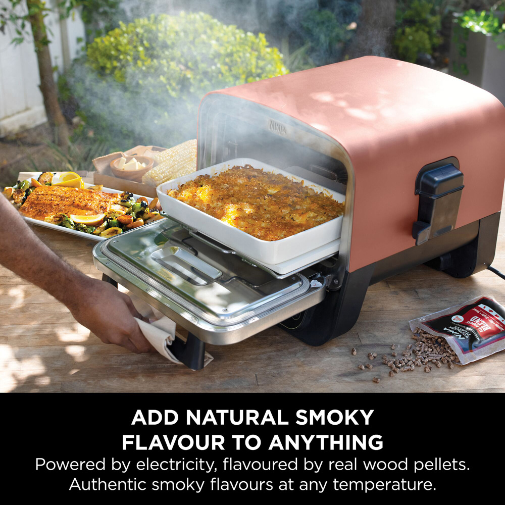 Ninja Woodfire OO101UK 8 in 1 Outdoor Electric Oven and Smoker Image 9