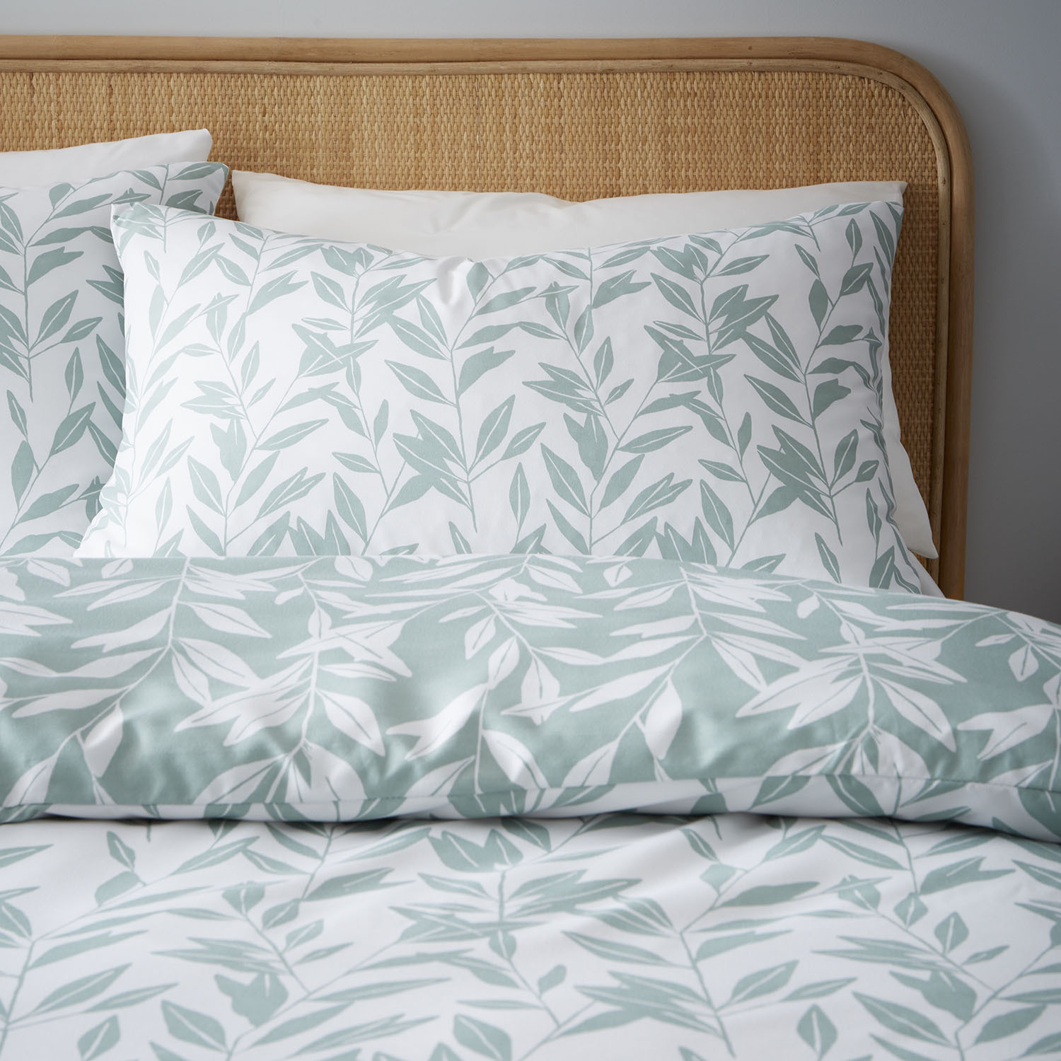 Hallie Printed Leaves Duvet Set - Sage / Double Image 3