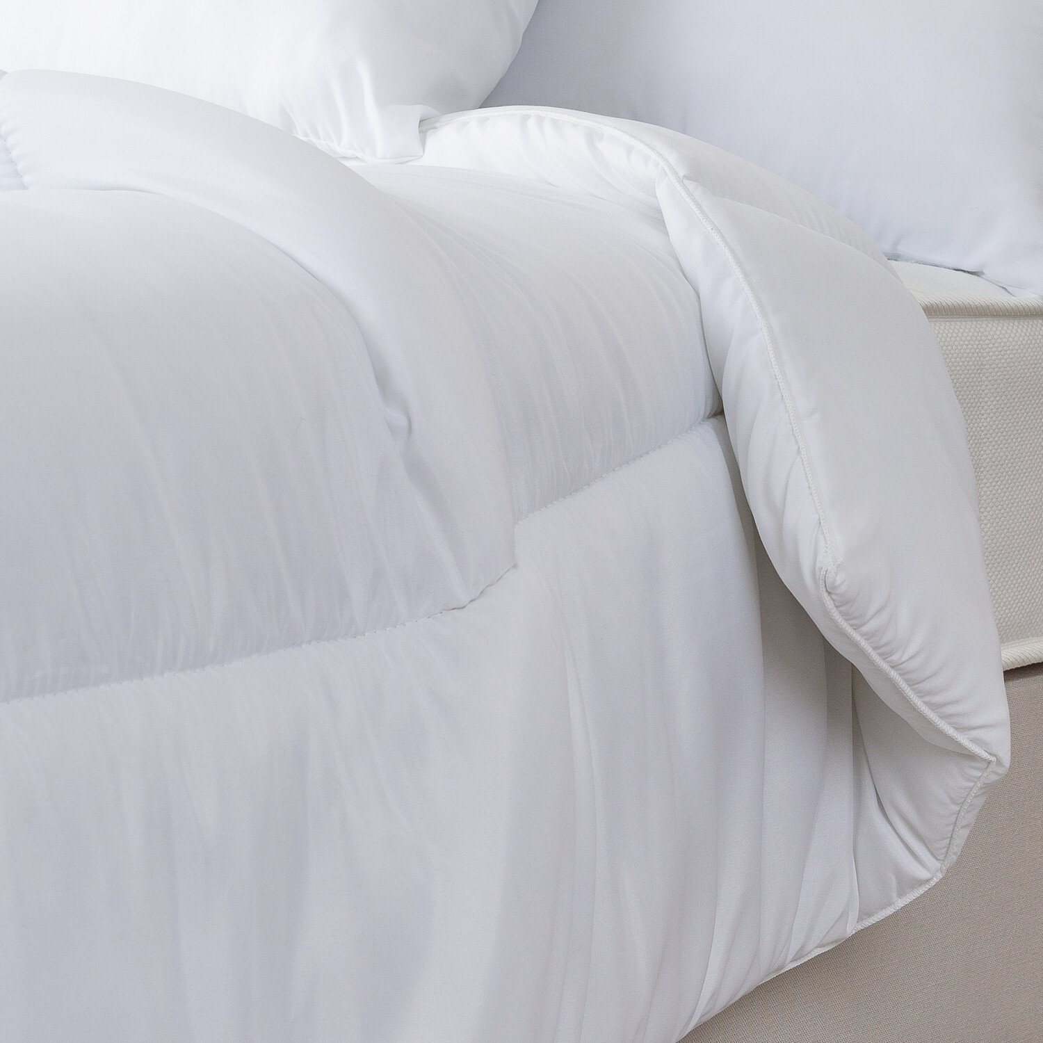 Slumberdown Perfectly Bouncy Duvet - White / Single Image 3