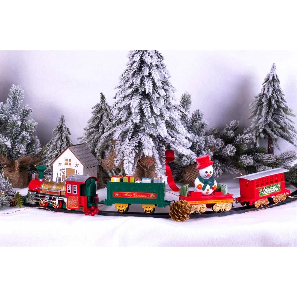 St Helens Christmas Music and Light Train Set Image 5