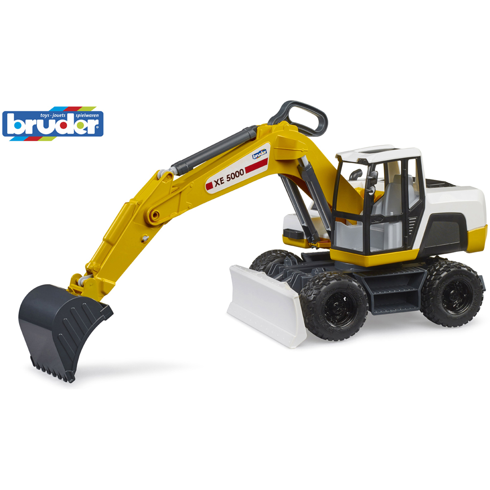 Bruder Kids ROADMAX Excavator Playset Model Image 6