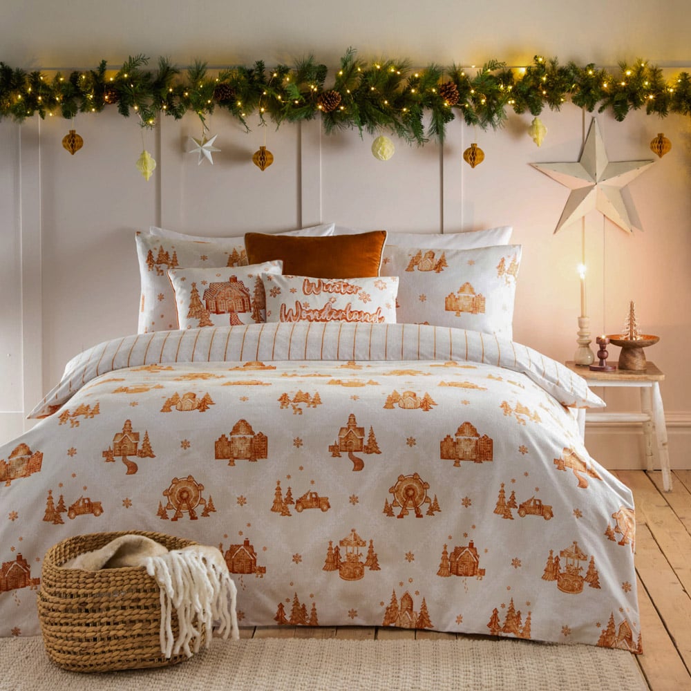 furn. Gretel King Size Cloud Dust Duvet Set Image 6