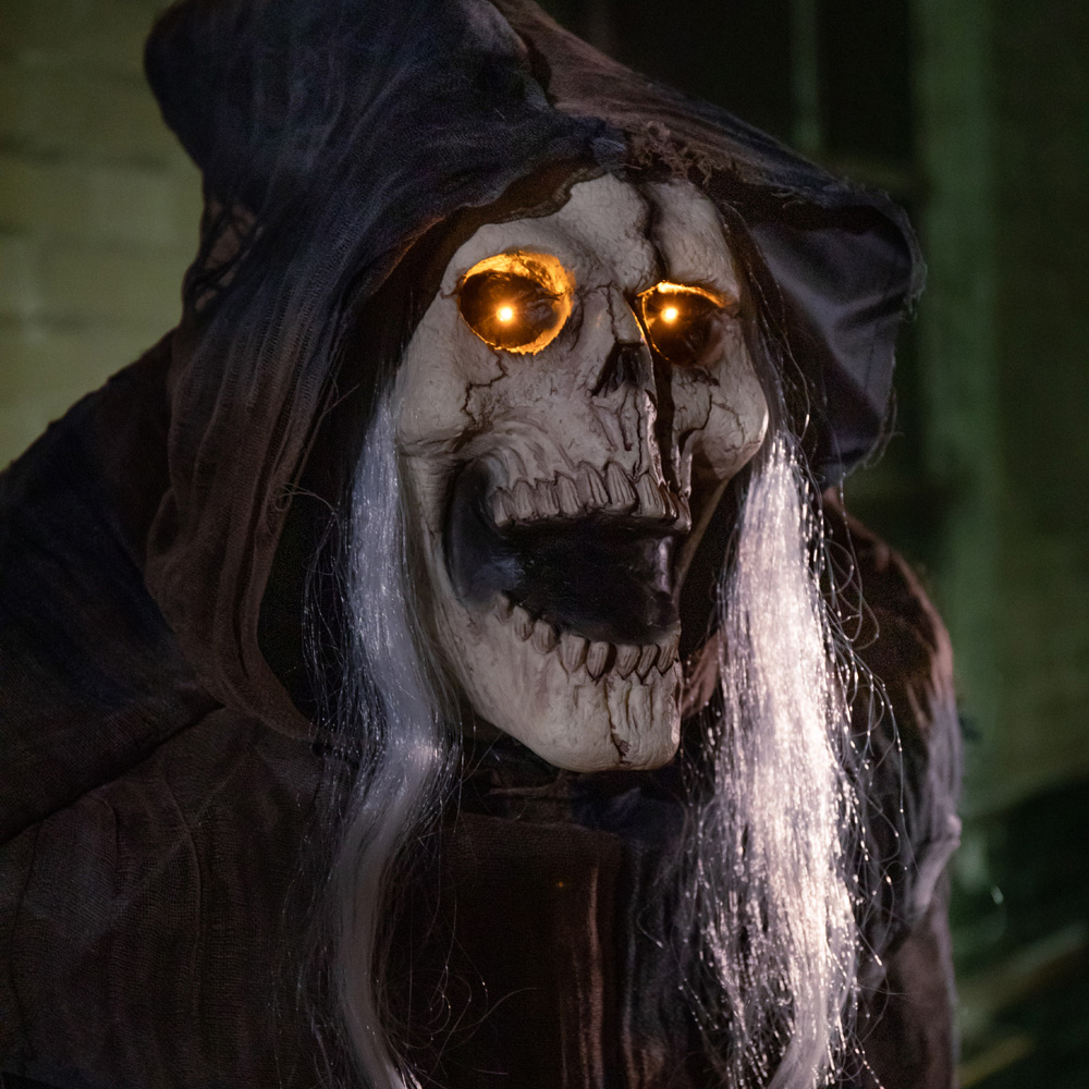 Samuel Alexander LED Animated Lunging Grim Reaper Halloween Decoration 6ft Image 4