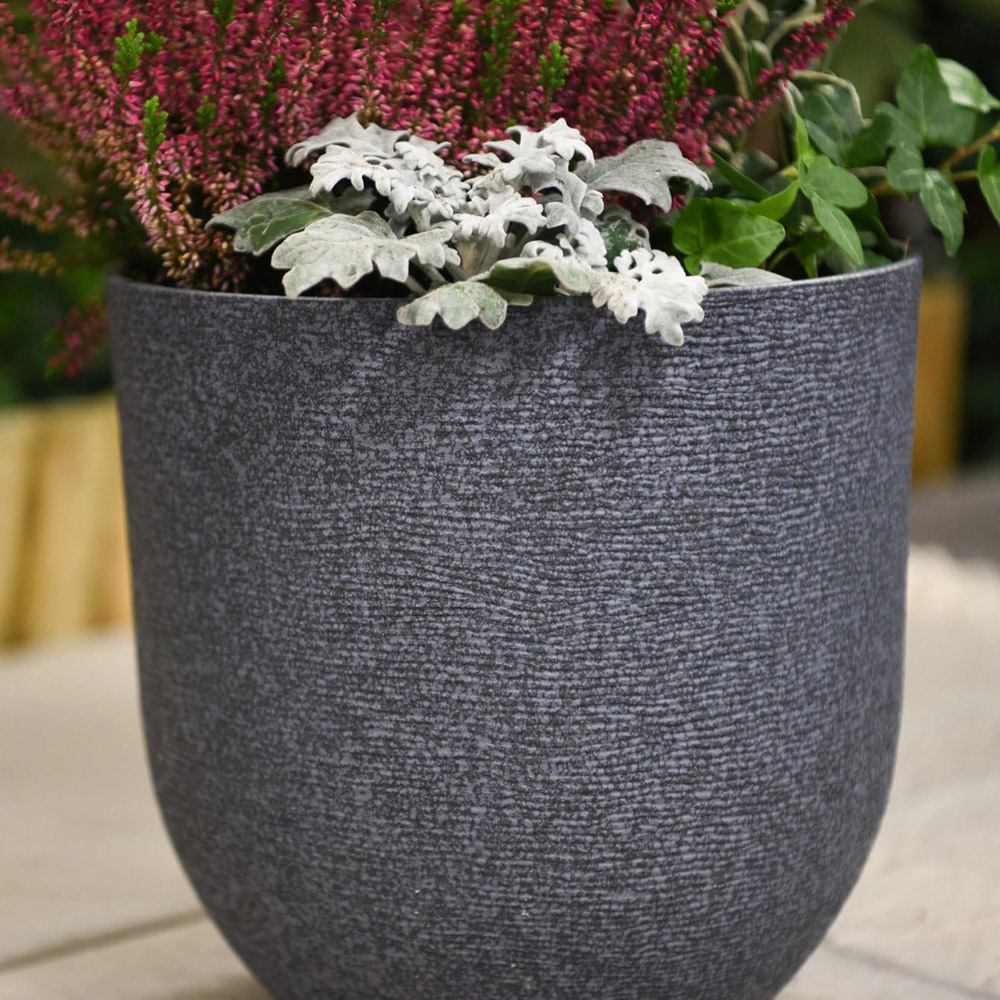 Garden Gear Grey Stone Effect Planter 26cm 3 Pack Image 3