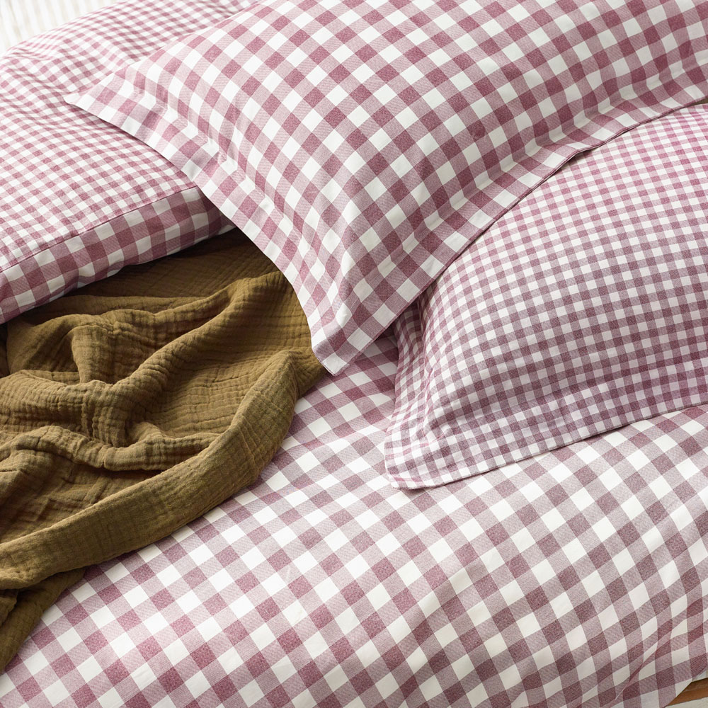 Yard Barton Double Berry Check Printed 144 Thread Count Duvet Cover and Pillowcase Set Image 3