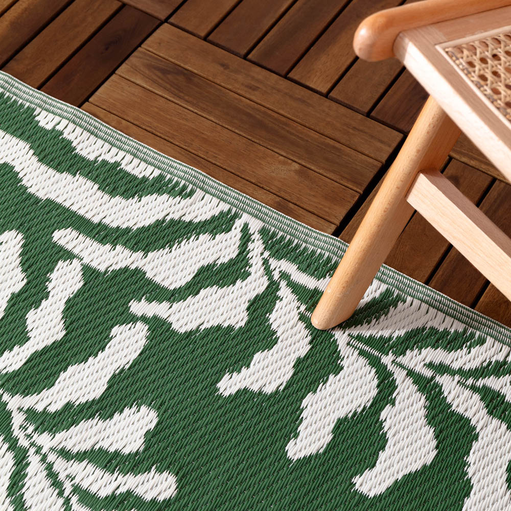 furn. Tocorico Green Recycled Outdoor Rug 120 x 120cm Image 5