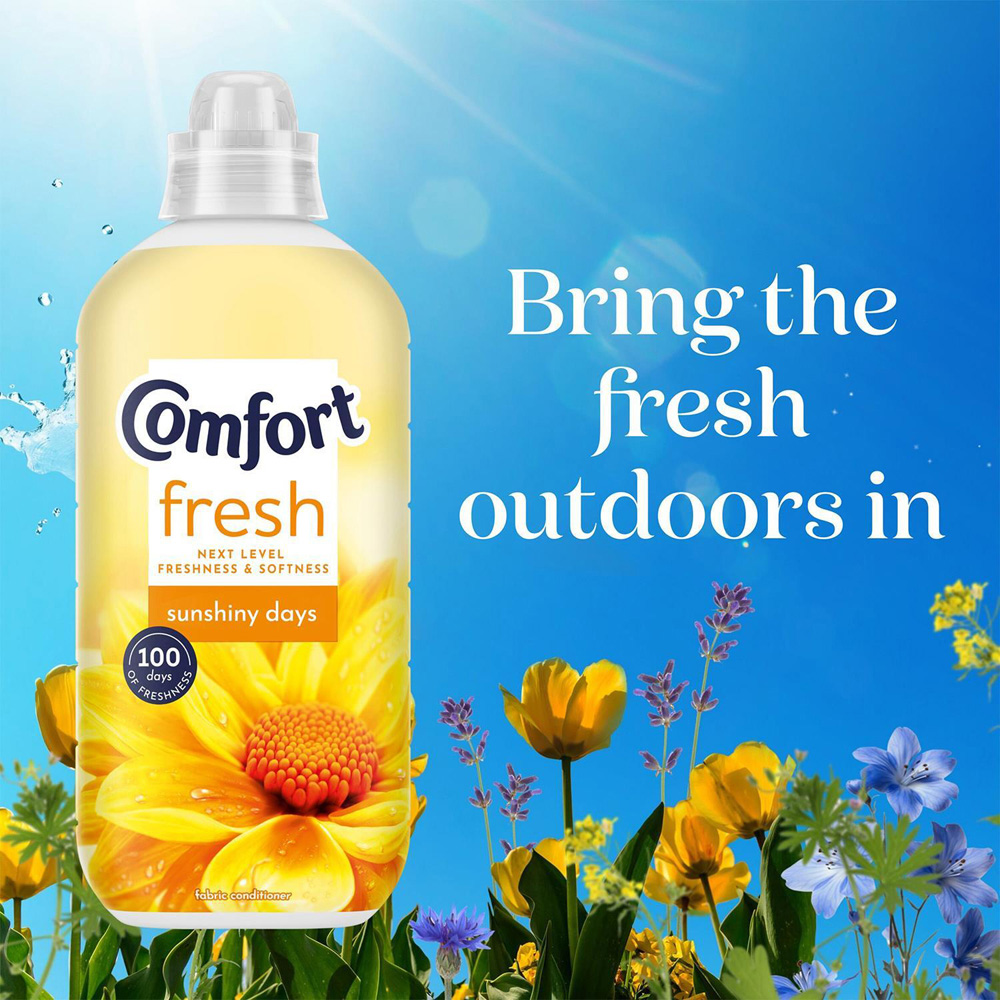 Comfort Fresh Sunshiny Days Liquid Fabric Conditioner 31 Washes 930ml 8 Pack Image 6