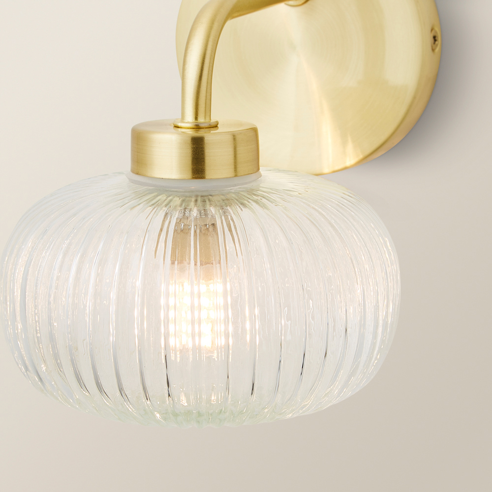 ValueLights Amaia Gold Clear Ribbed Glass LED Wall Light Image 4