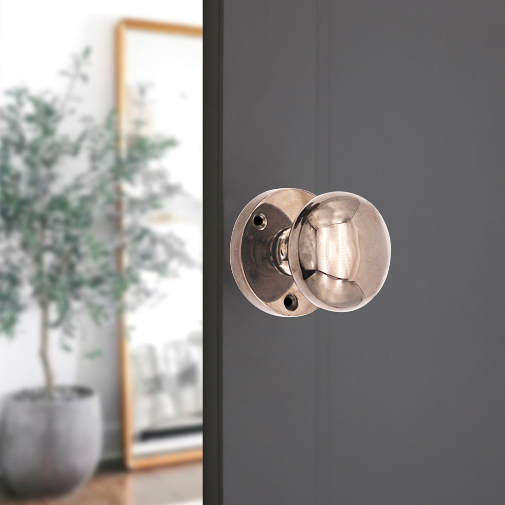 Spira Brass Black Nickel Victorian Mortice Door Knob 2 Pack Image 2