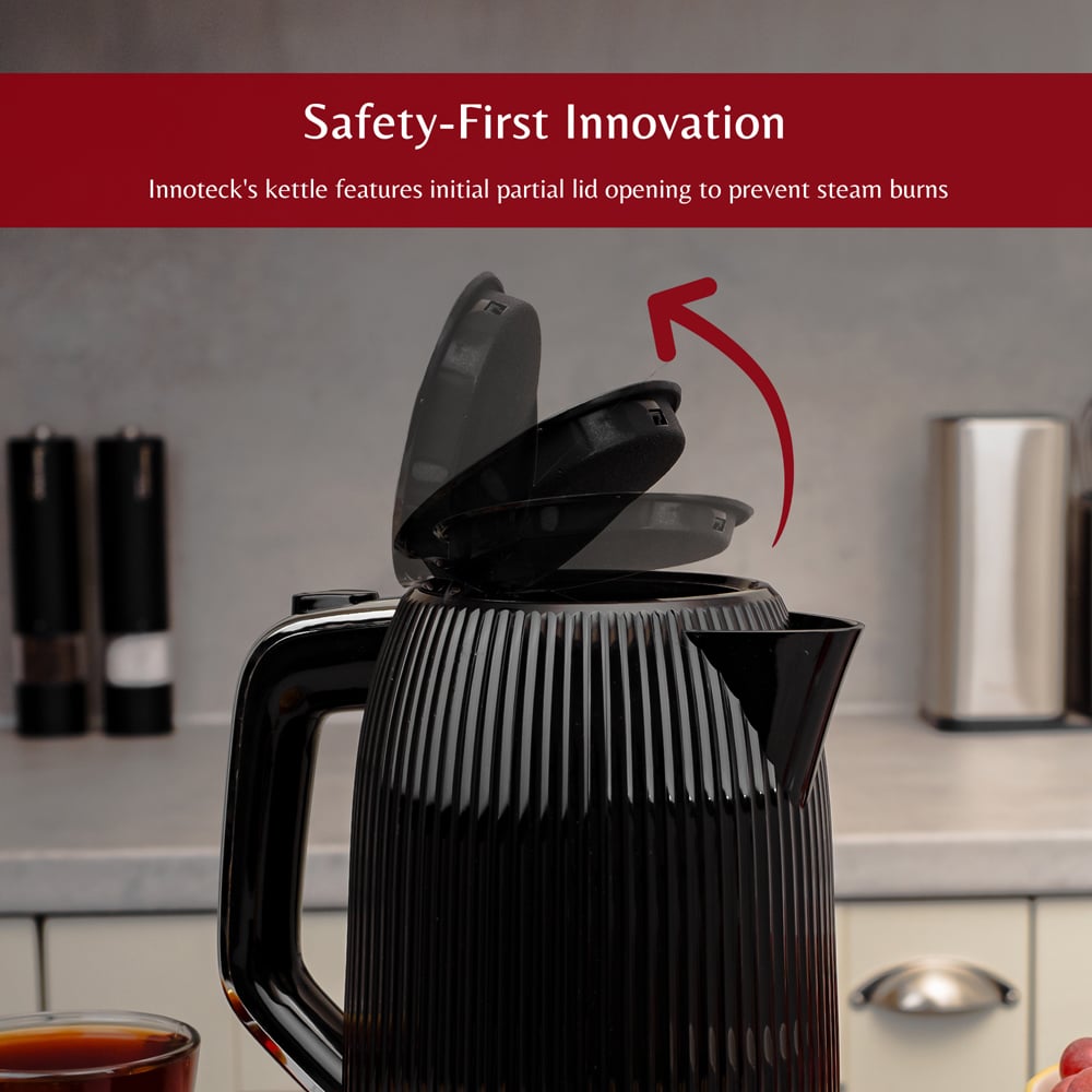 Innoteck Kitchen Pro Black 1.7L Cordless Ridged Electric Kettle 3000W Image 4