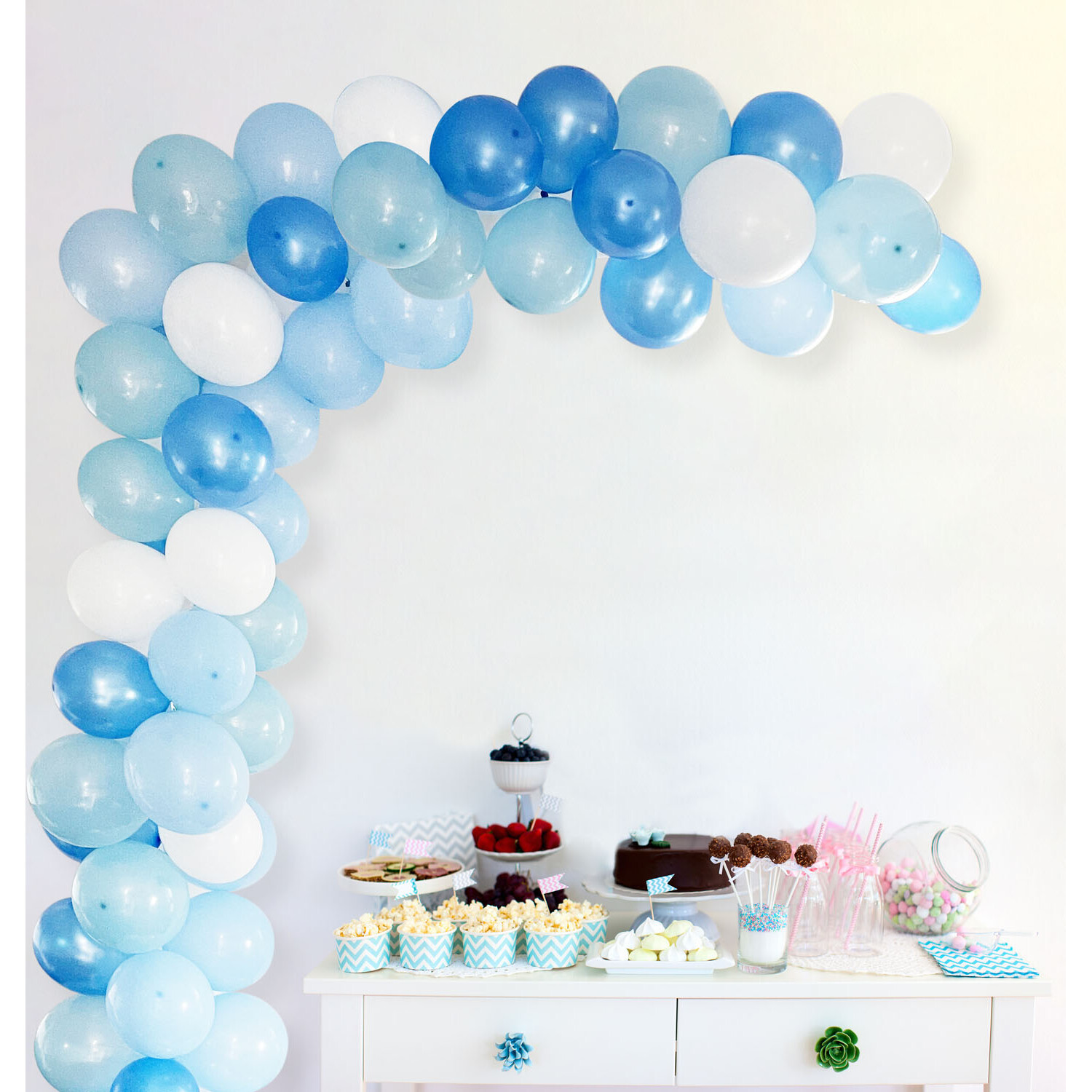 Blue Balloon Arch Kit - Blue Image 2