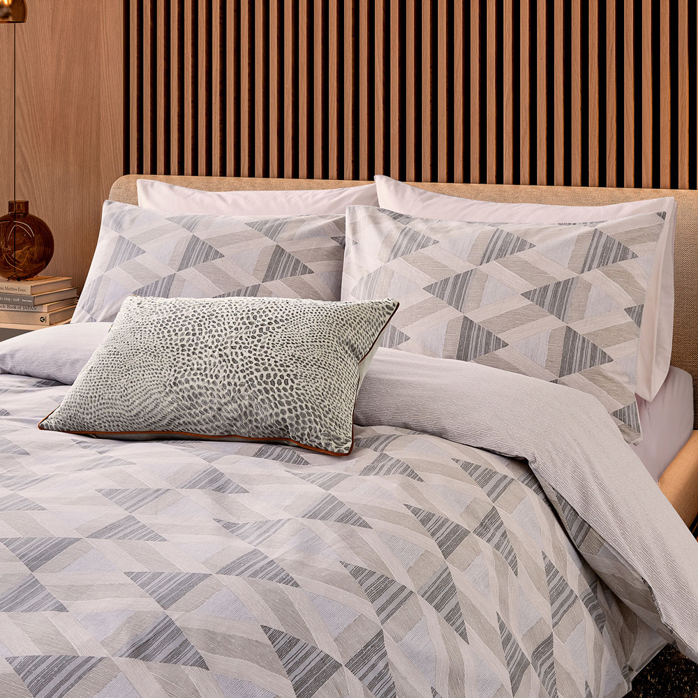 Nalu Nicole Scherzinger Pohaku Super King Stone Surf Duvet Set Image 3