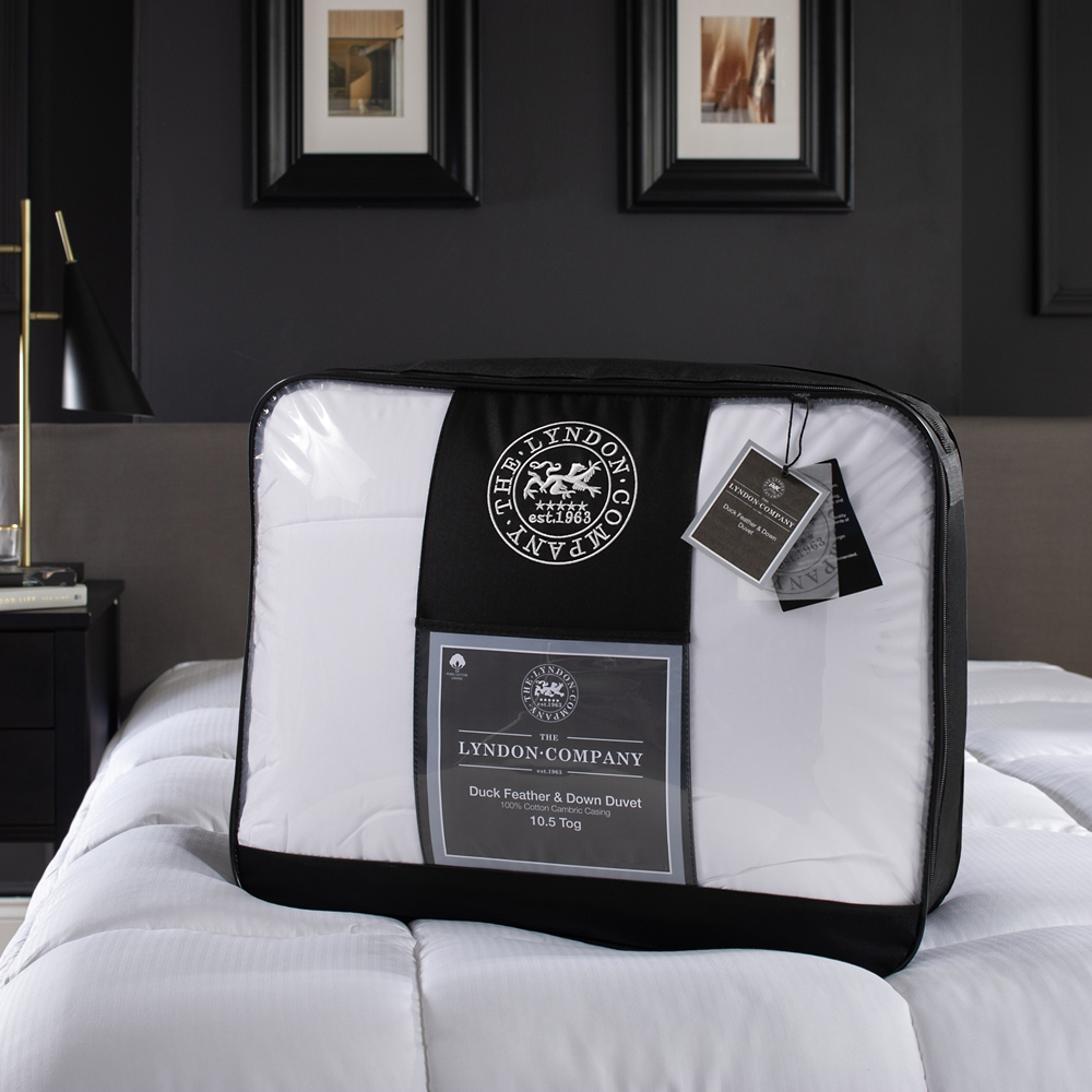 The Lyndon Company King Size Natural Duck Feather and Down Duvet 10.5 Tog Image 2