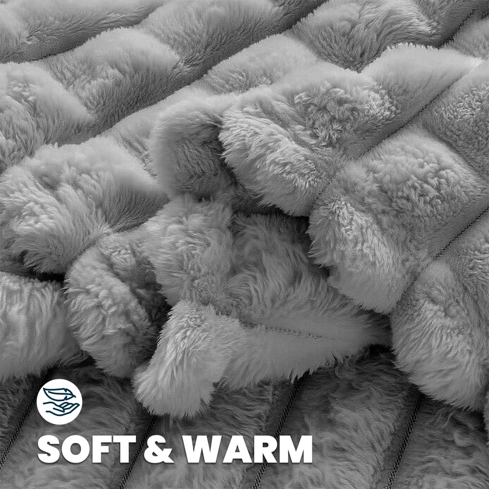 Velosso Silver Waffle Plush Throw 150 x 200cm Image 3