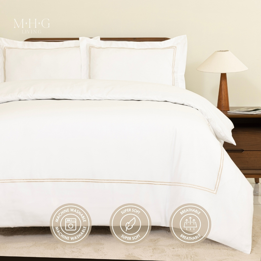 MHG Living King Size Mayfair Gold 200 Thread Count Duvet Cover Set Image 9