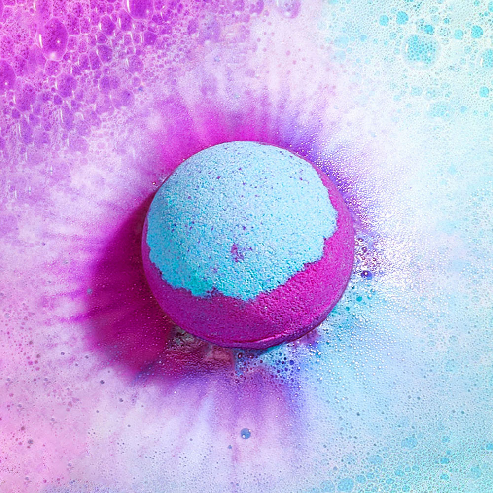 Living and Home 12 Piece Multicolour Bath Bomb Set Image 5