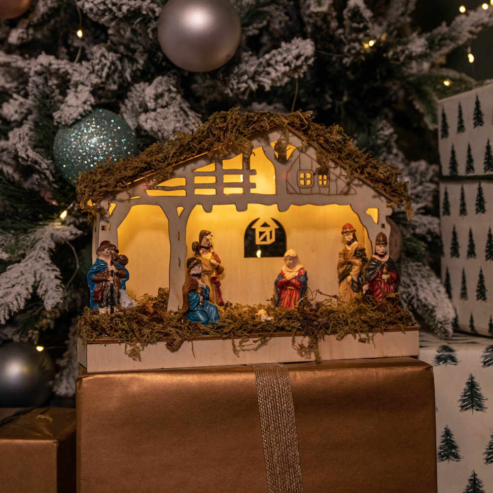 Samuel Alexander Light Up Wooden Nativity Scene Christmas Decoration 26cm Image 6