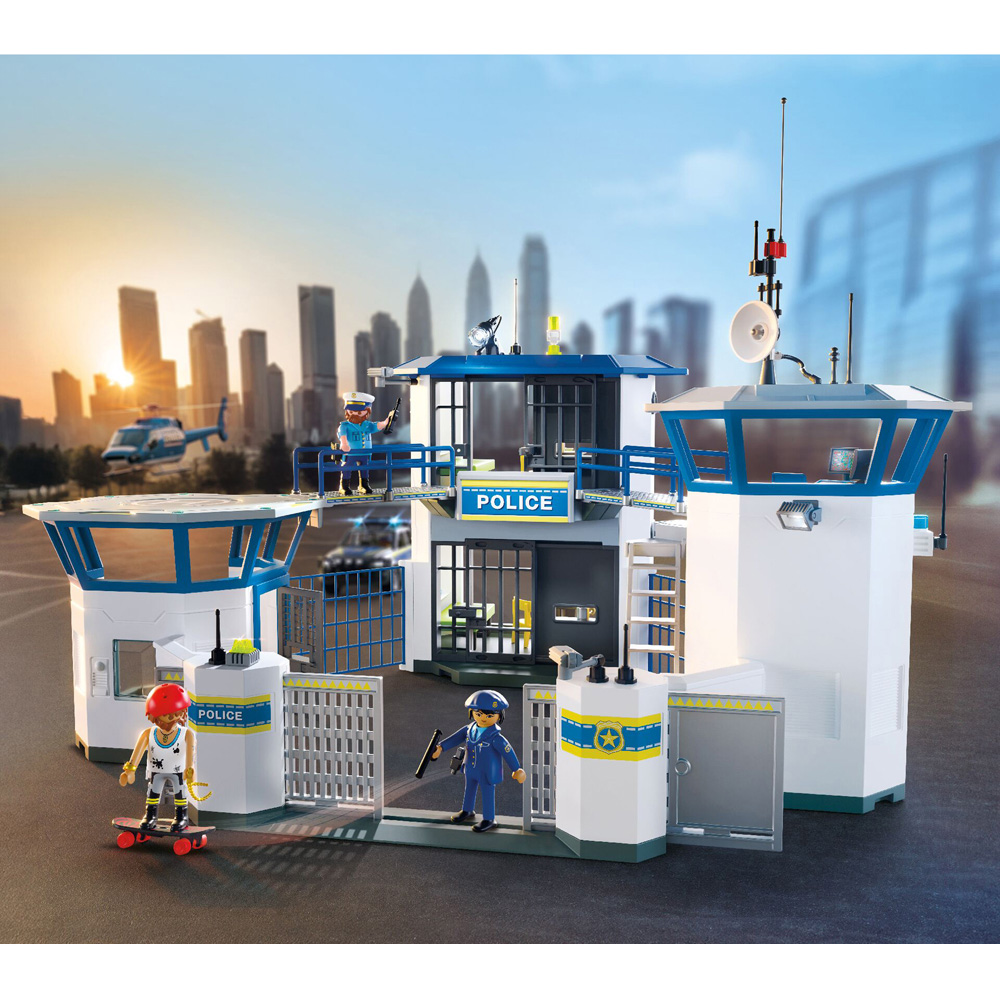 Playmobil Action Heroes Police Command Centre Playset Image 5