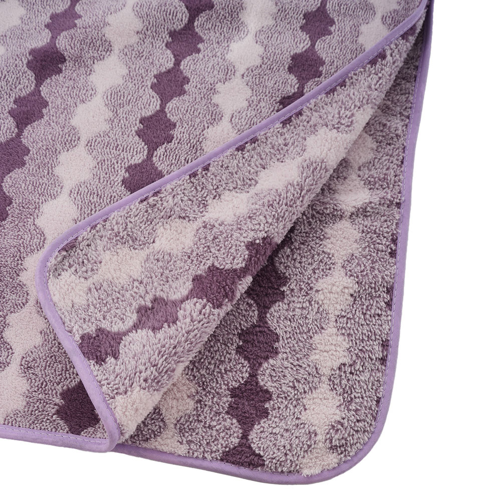 Living and Home Soft Polyester Purple Zigzag Wave Towel Set of 4 Image 5