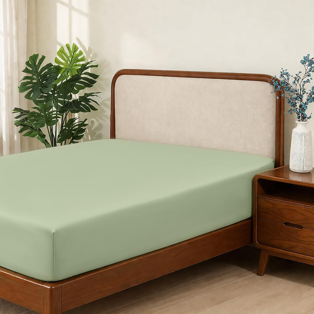MHG Living Double Green 300 Thread Count Fitted Sheet Image 2