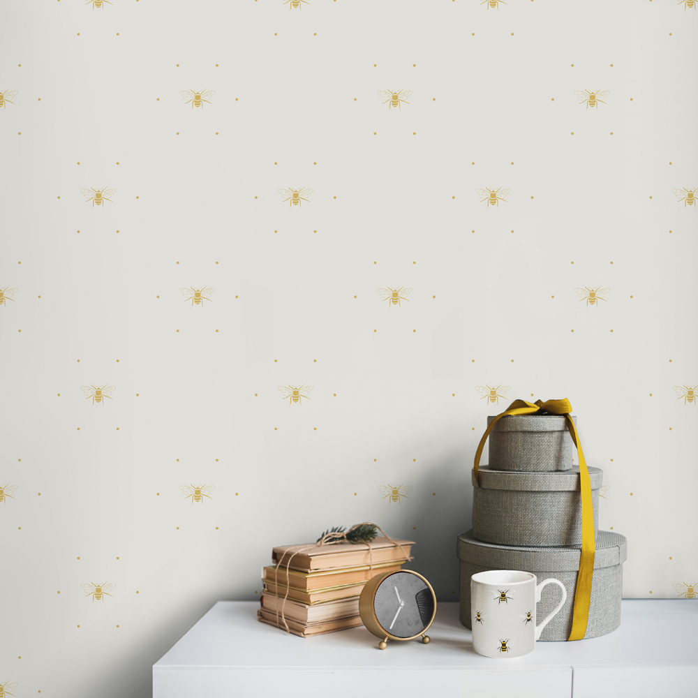Sophie Allport Bees Silhouette Cream and Ochre Wallpaper Image 4