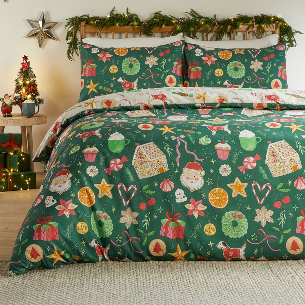 Duvet Day Double Festive Treats Printed Soft Touch Reversible Duvet Set Image 1