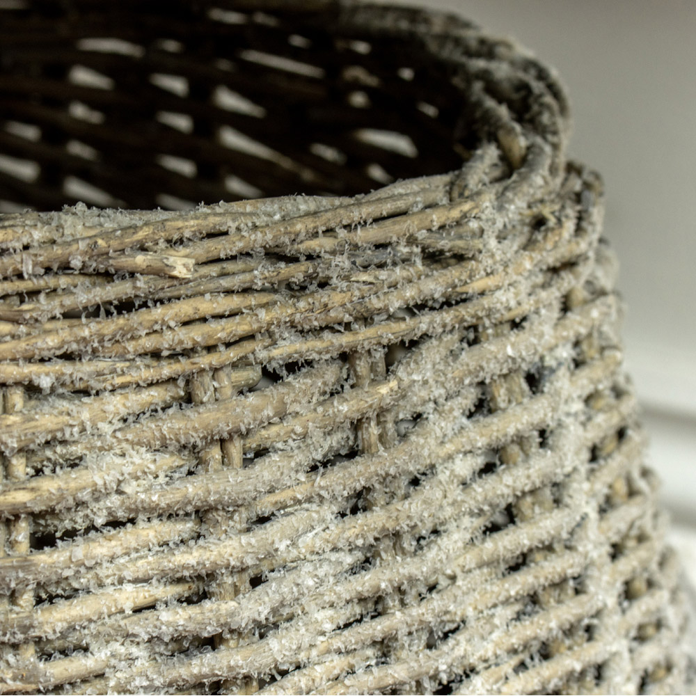 The Christmas Workshop Ash Willow Christmas Tree Skirt  Image 4