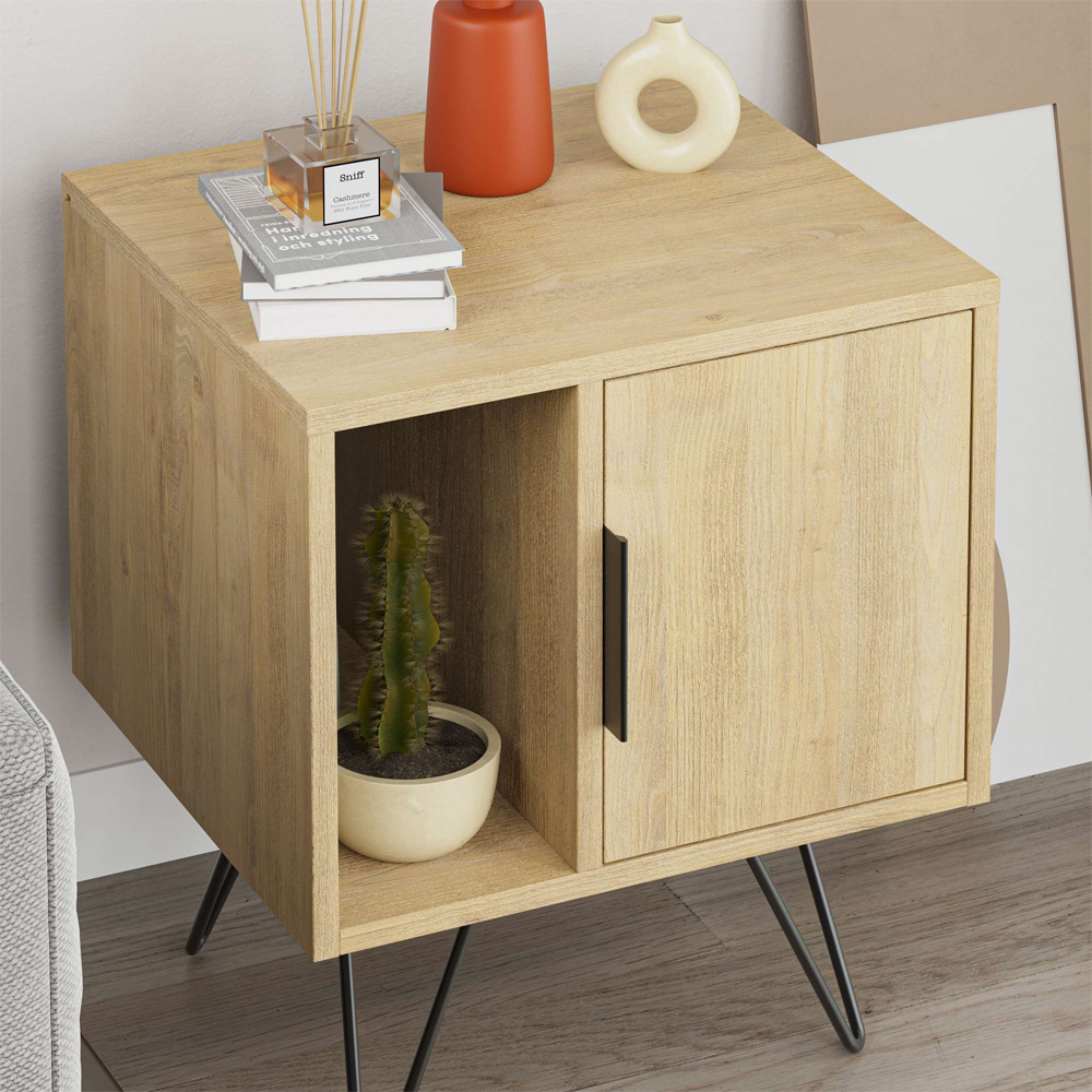 Decortie Glynn Oak Bedside Table Image 4