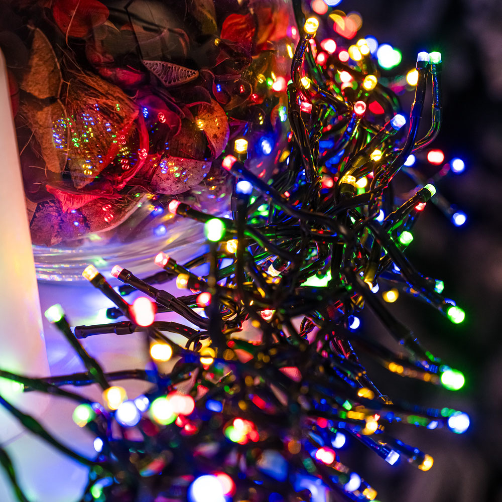 The Christmas Centre 960 Multicoloured LED Multifunction Green Cable Cluster Light 14.4m Image 2