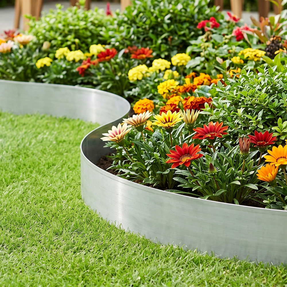 Living and Home 5m x 14cm Silver Metal Flexible Lawn Edging Image 2