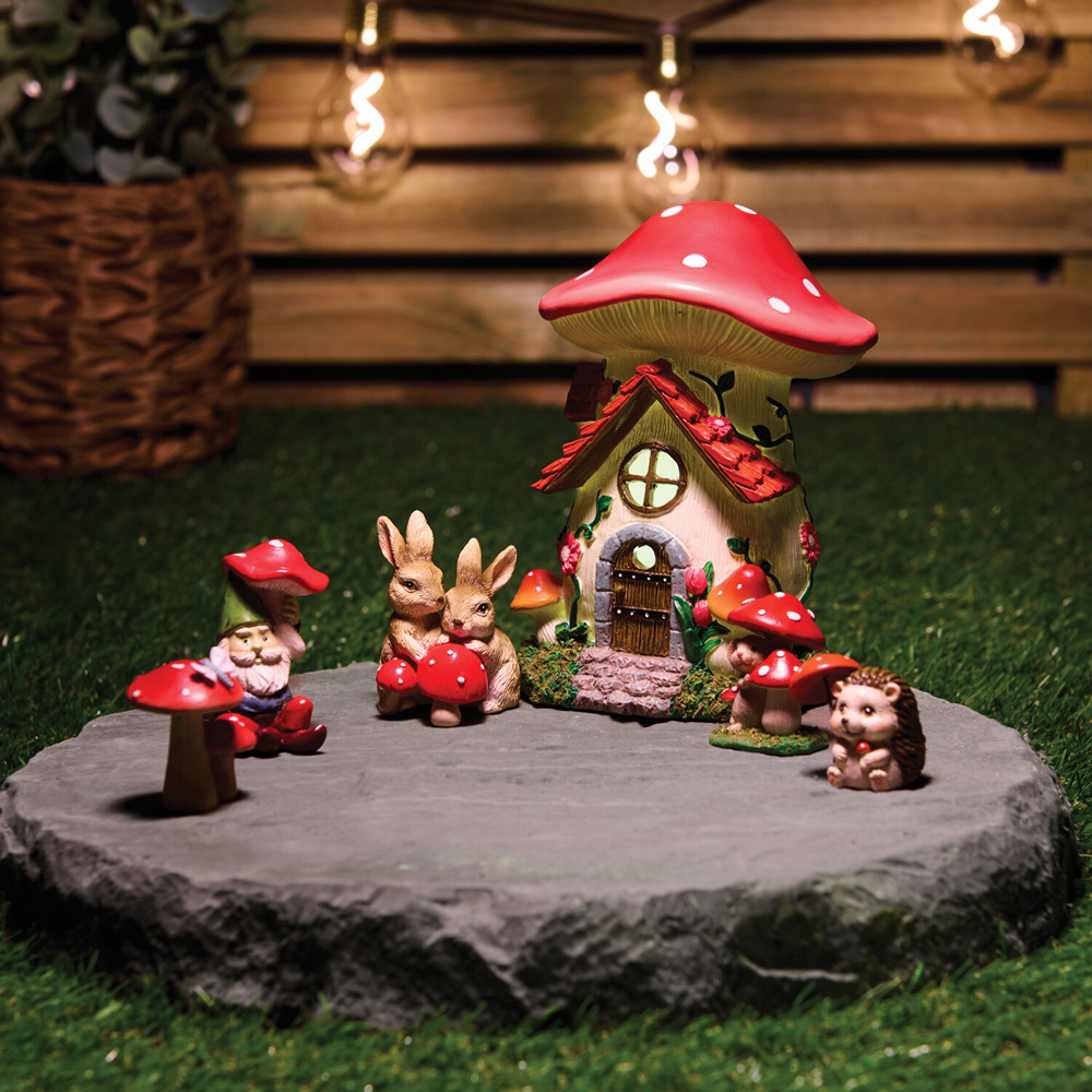 Mushroom Garden Set Image 2