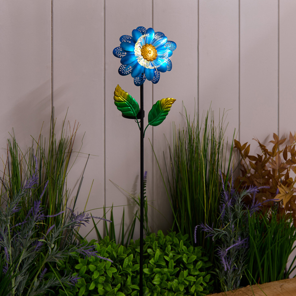 Solar Operated Floral Stake Light Image 4