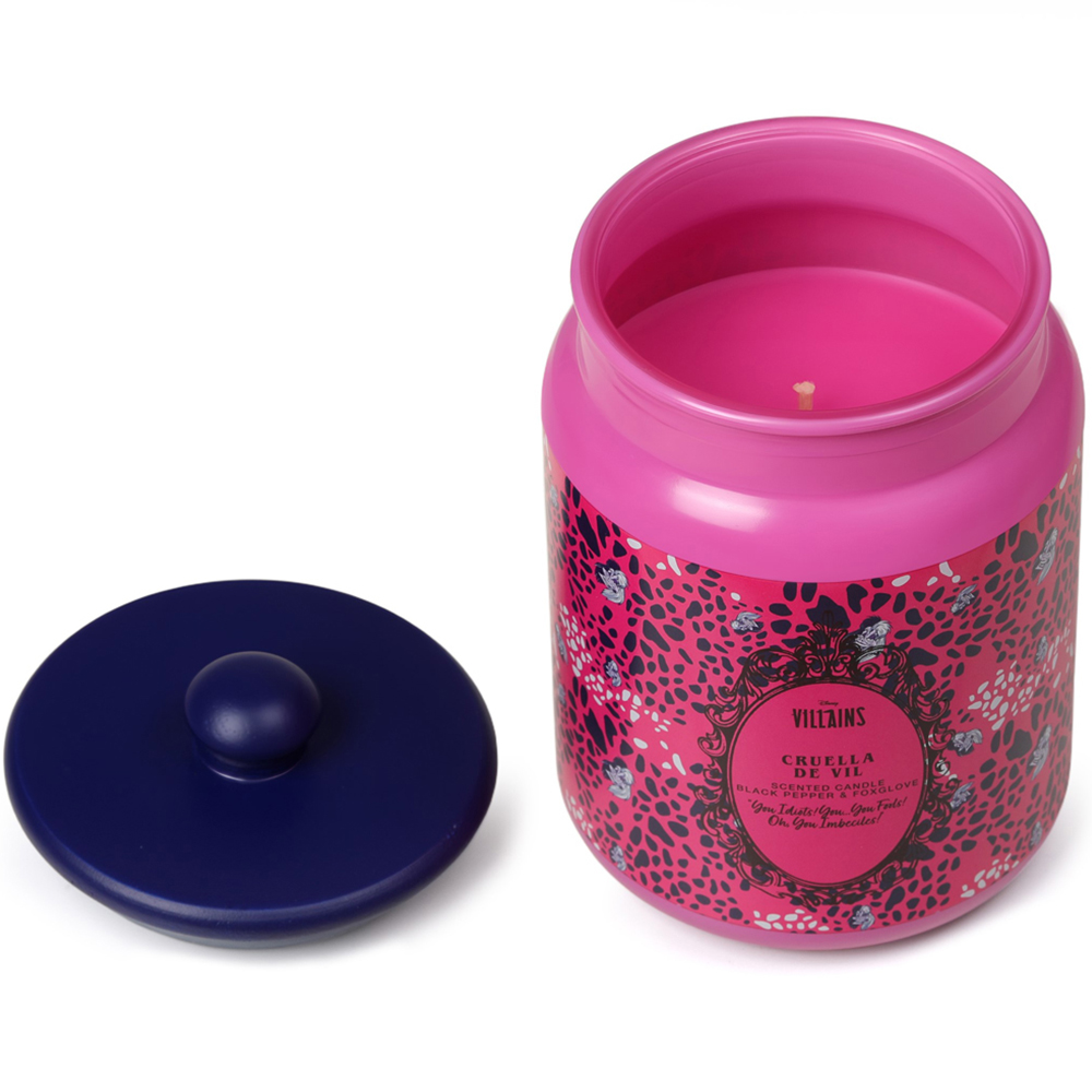 Disney Villains Cruella De Vil Black Pepper and Foxglove Scented Candle 430g Image 4
