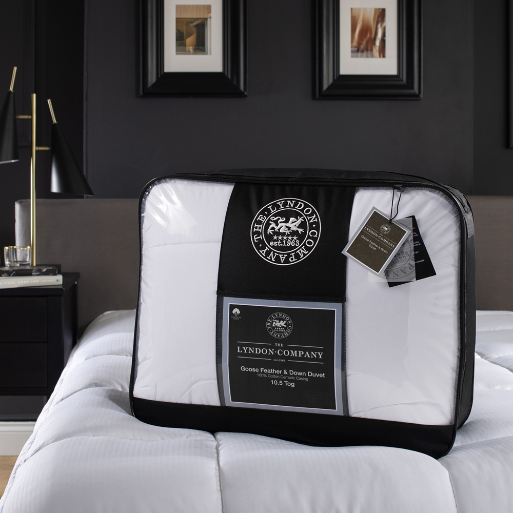 The Lyndon Company Super King Size Natural Goose Feather and Down Duvet 10.5 Tog Image 2