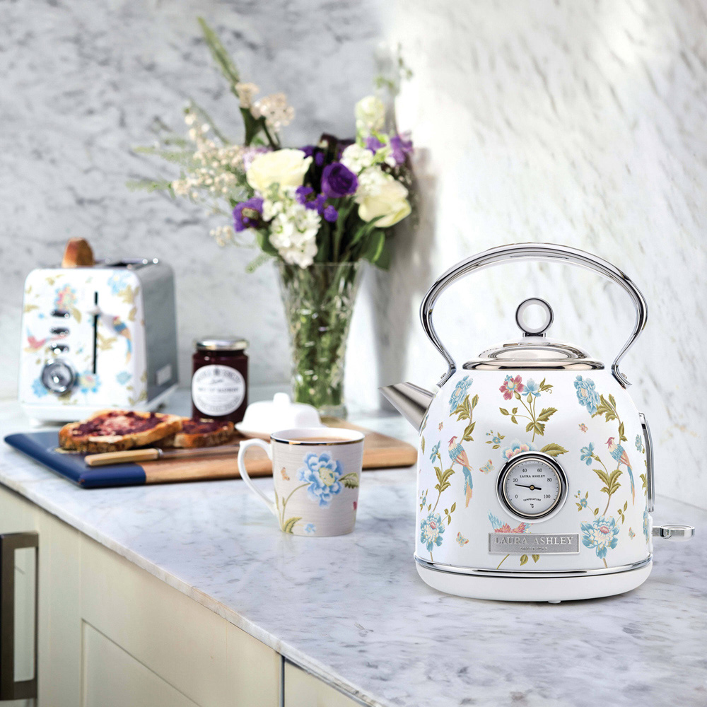 Laura Ashley Elveden White 1.7L Dome Kettle 3000W Image 7