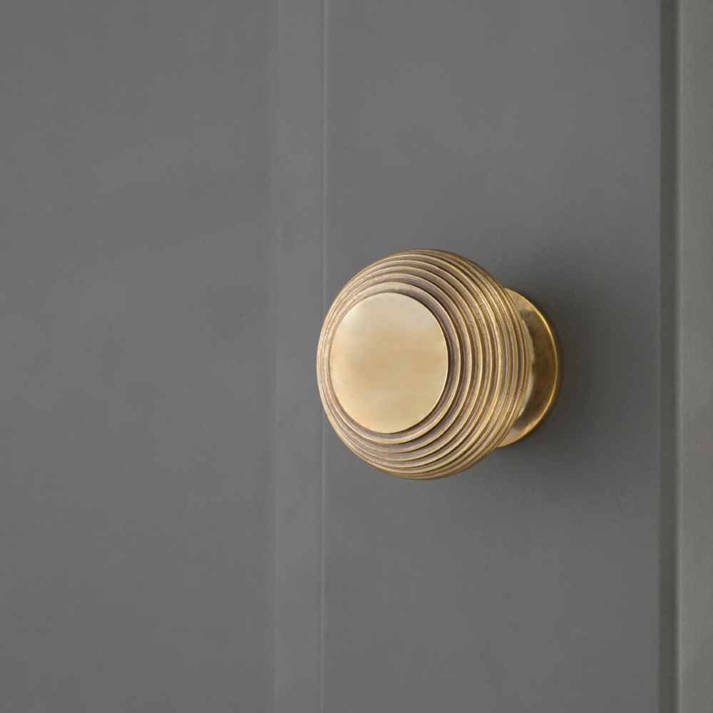 Spira Brass Beehive Aged Brass Large 41mm Cupboard Knob Image 2
