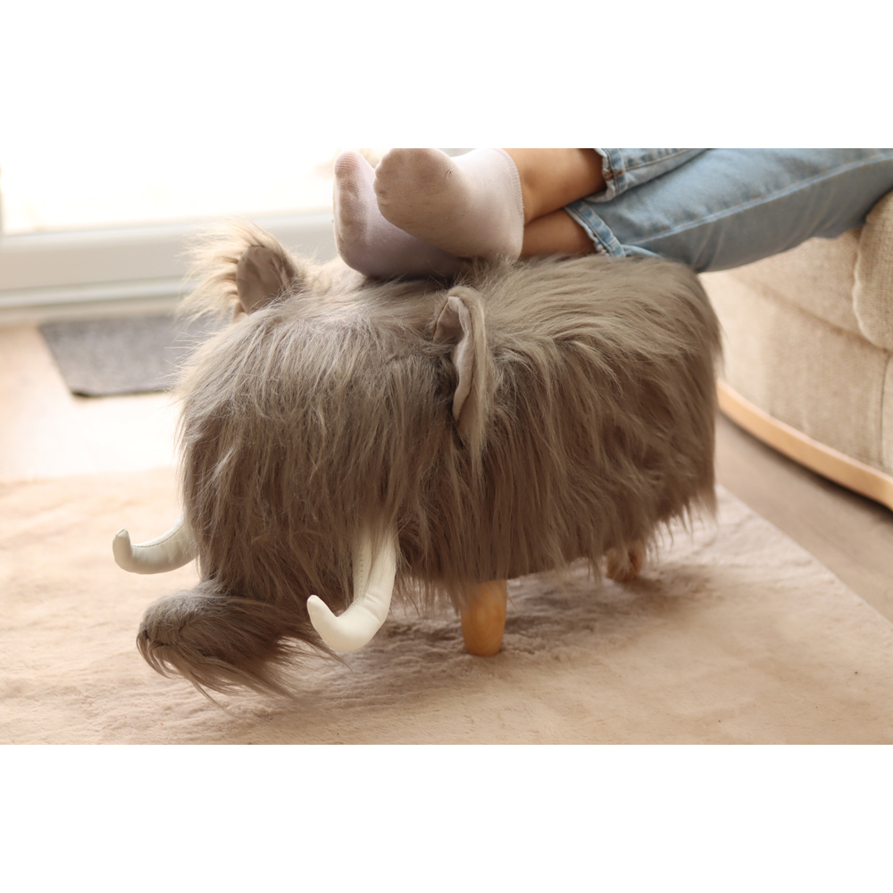 Gardeco Tundra The Woolly Mammoth Grey Synthetic Fur Footstool Image 7