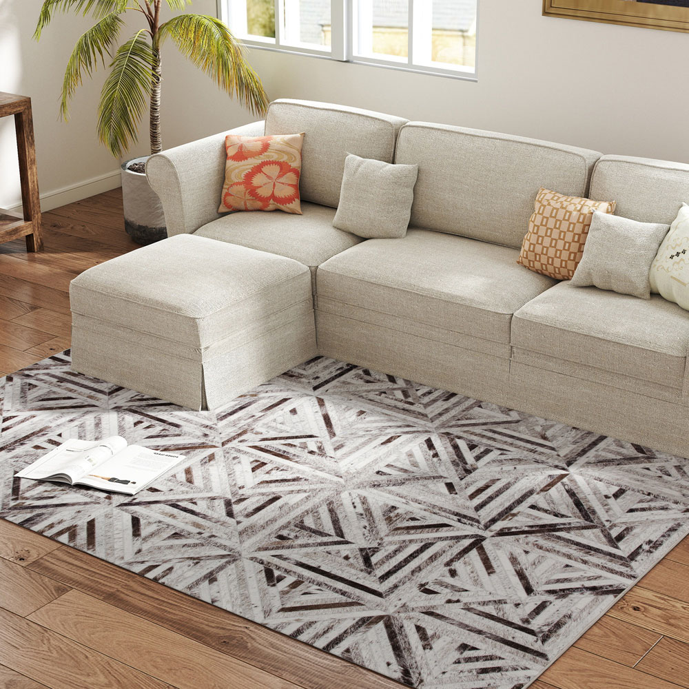 HOMCOM Brown Chenille Non-Slip Rug 290 x 200cm Image 3