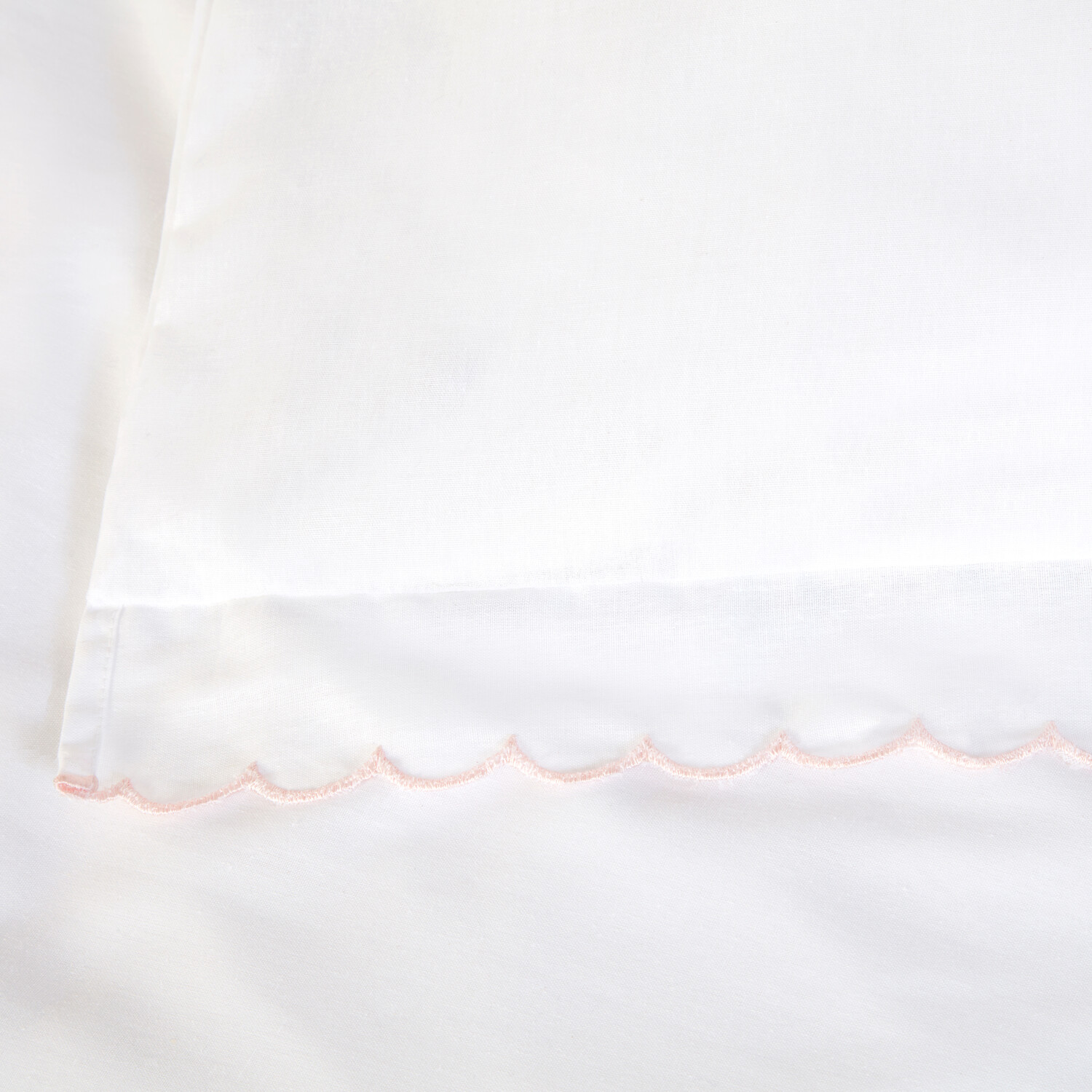 Scallop Edge Duvet Set Blush King Image 2