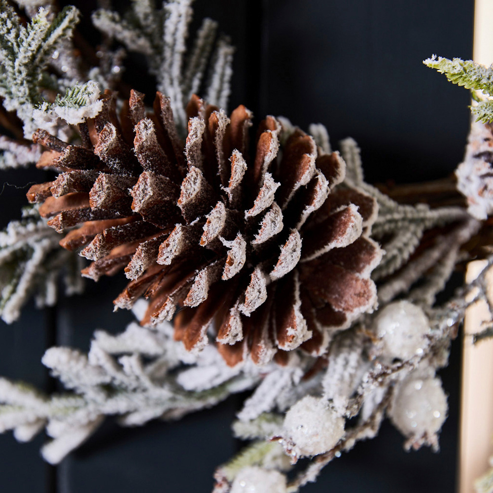 Dibor Winter Snowdrift Christmas Wreath 50cm Image 3