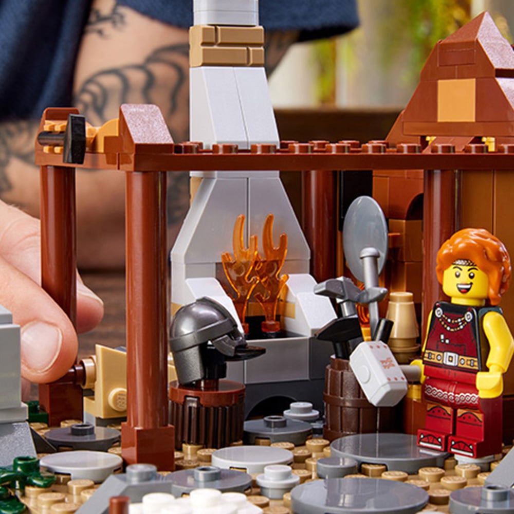 LEGO 21343 Ideas Viking Village Image 6