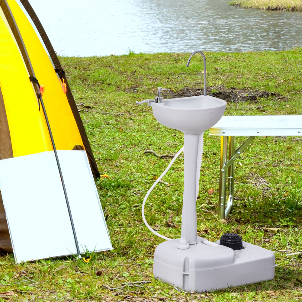 Outsunny 17L Portable Camping Sink with Towel Holder and Soap Dispenser Image 2