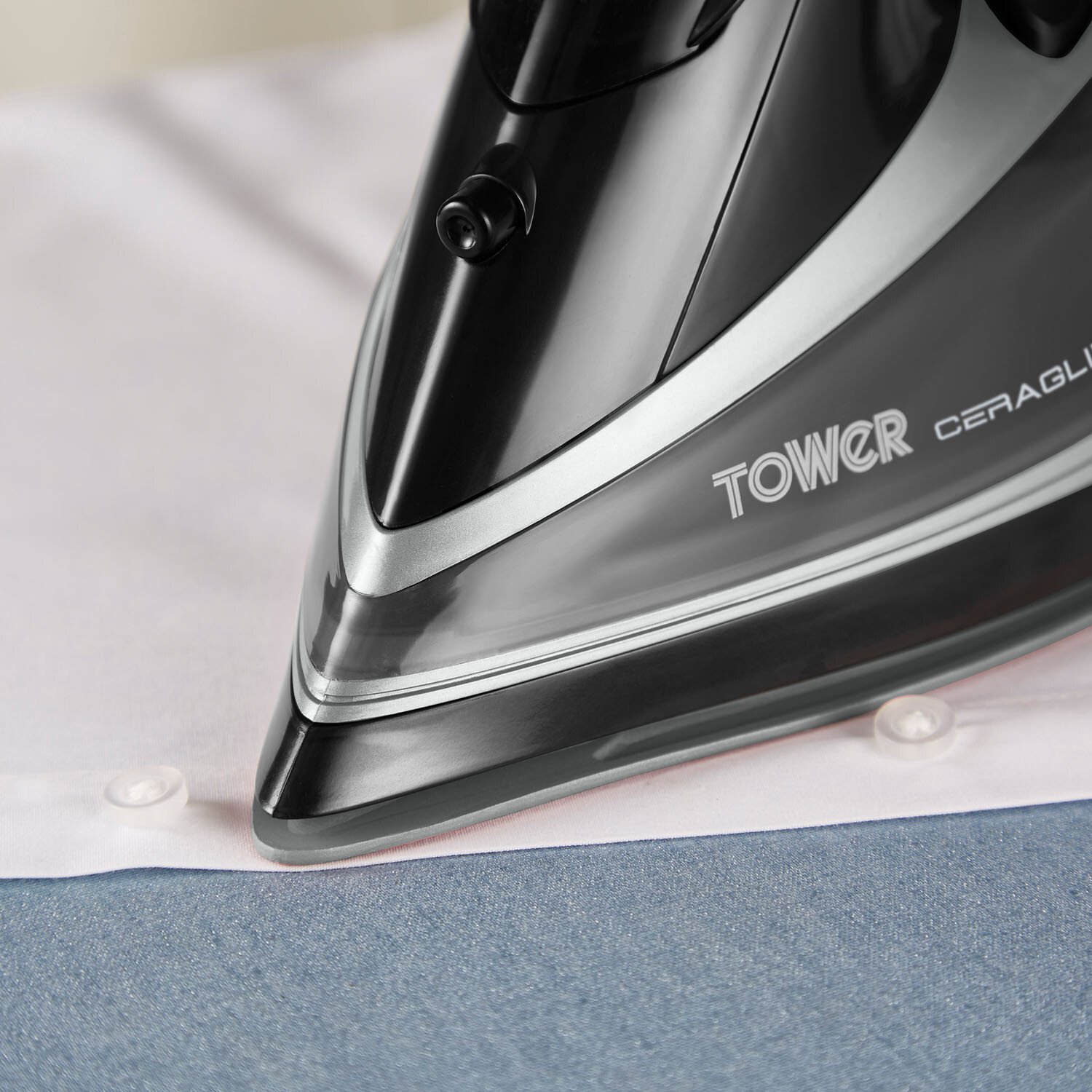 Tower CeraGlide Platinum Steam Iron 3100W Image 4