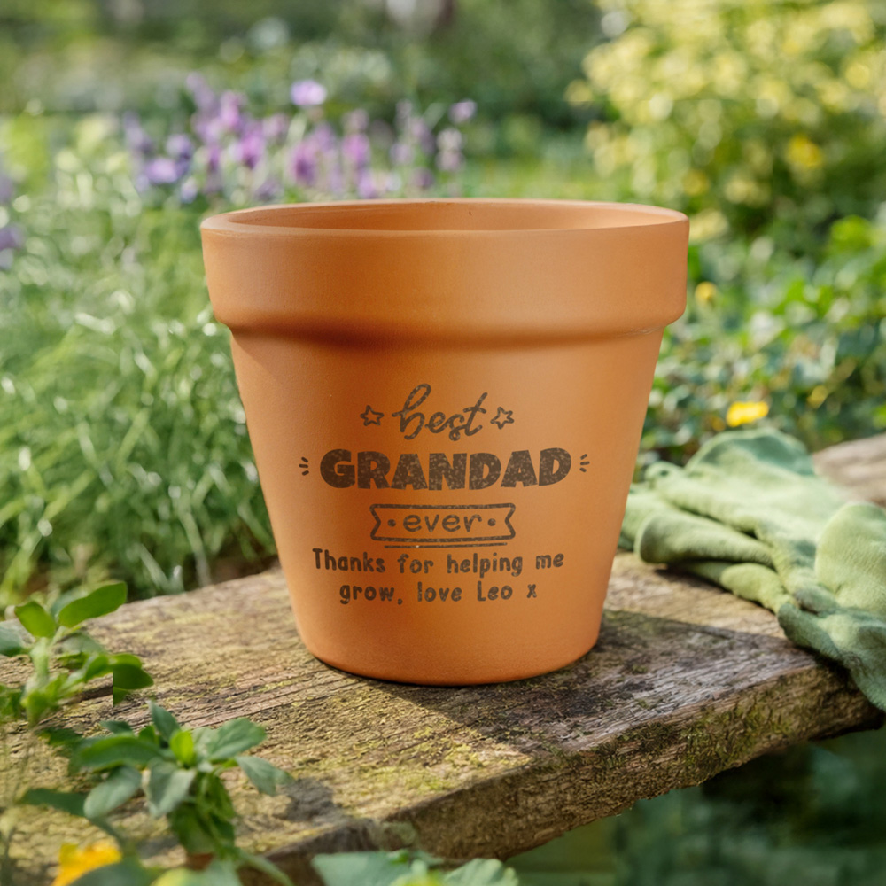 Personalised Memento Company Personalised Best Ever Terracotta Plant Pot 14cm Image 3