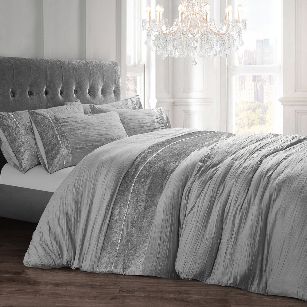 Velosso Diamante Super King Size Silver Orleans Duvet Set Image