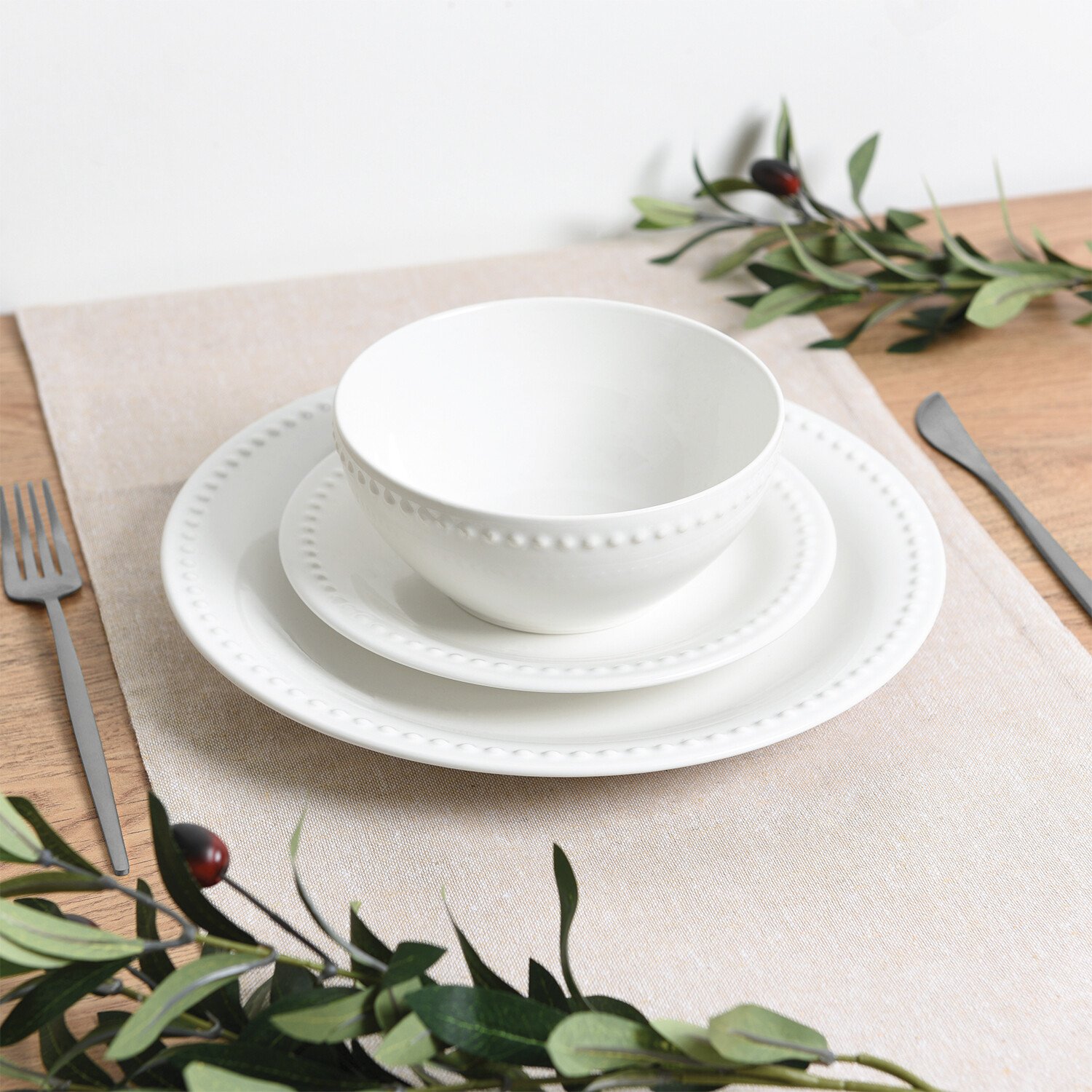 12 Piece Vintage Pearl Dinner Set - White Image 2