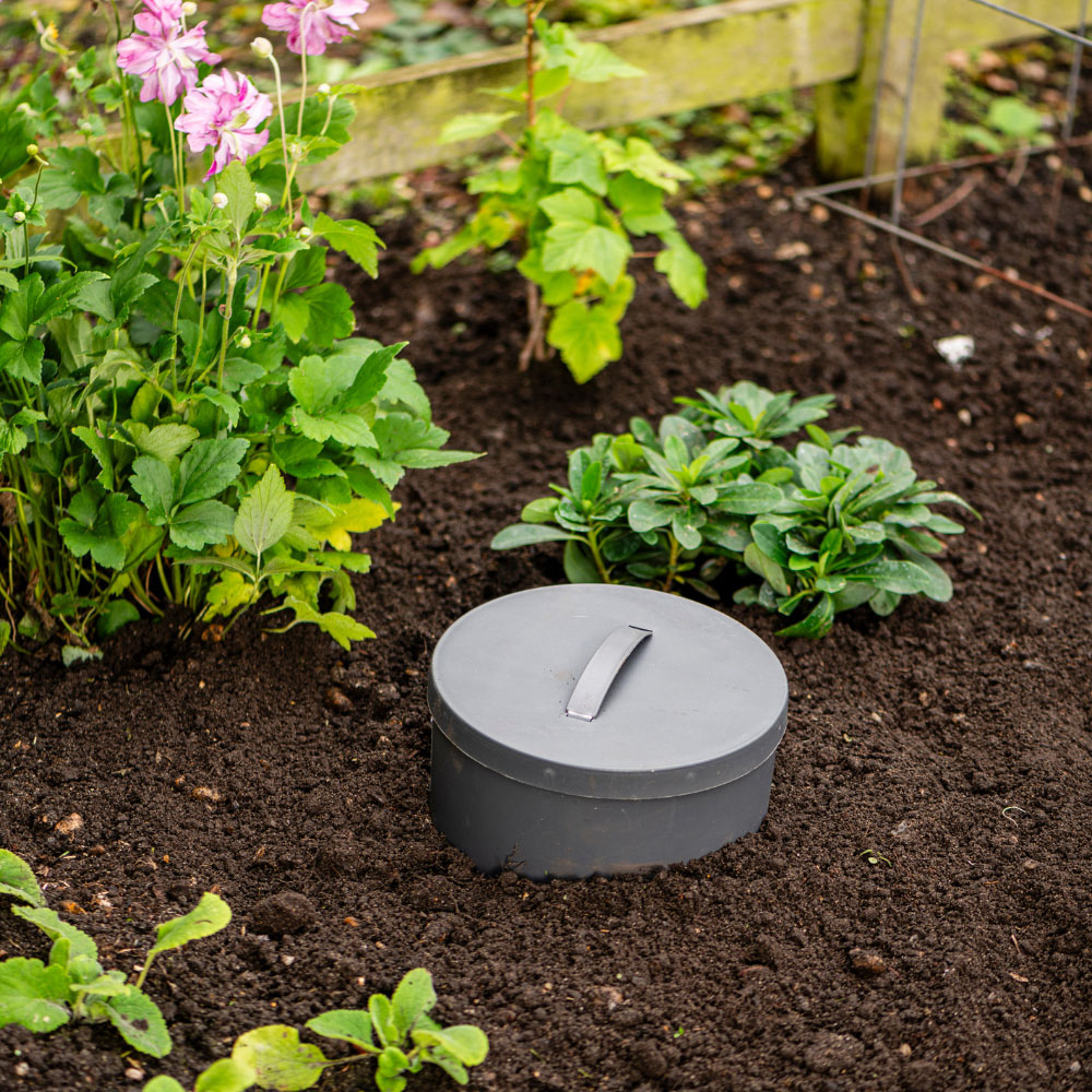 Garden Gear Plastic Underground Composter Bin Image 5