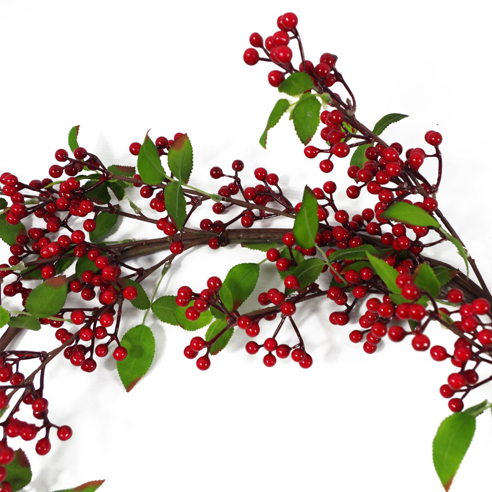 Leaf Christmas Red Berry Floristry Garland 150cm Image 2