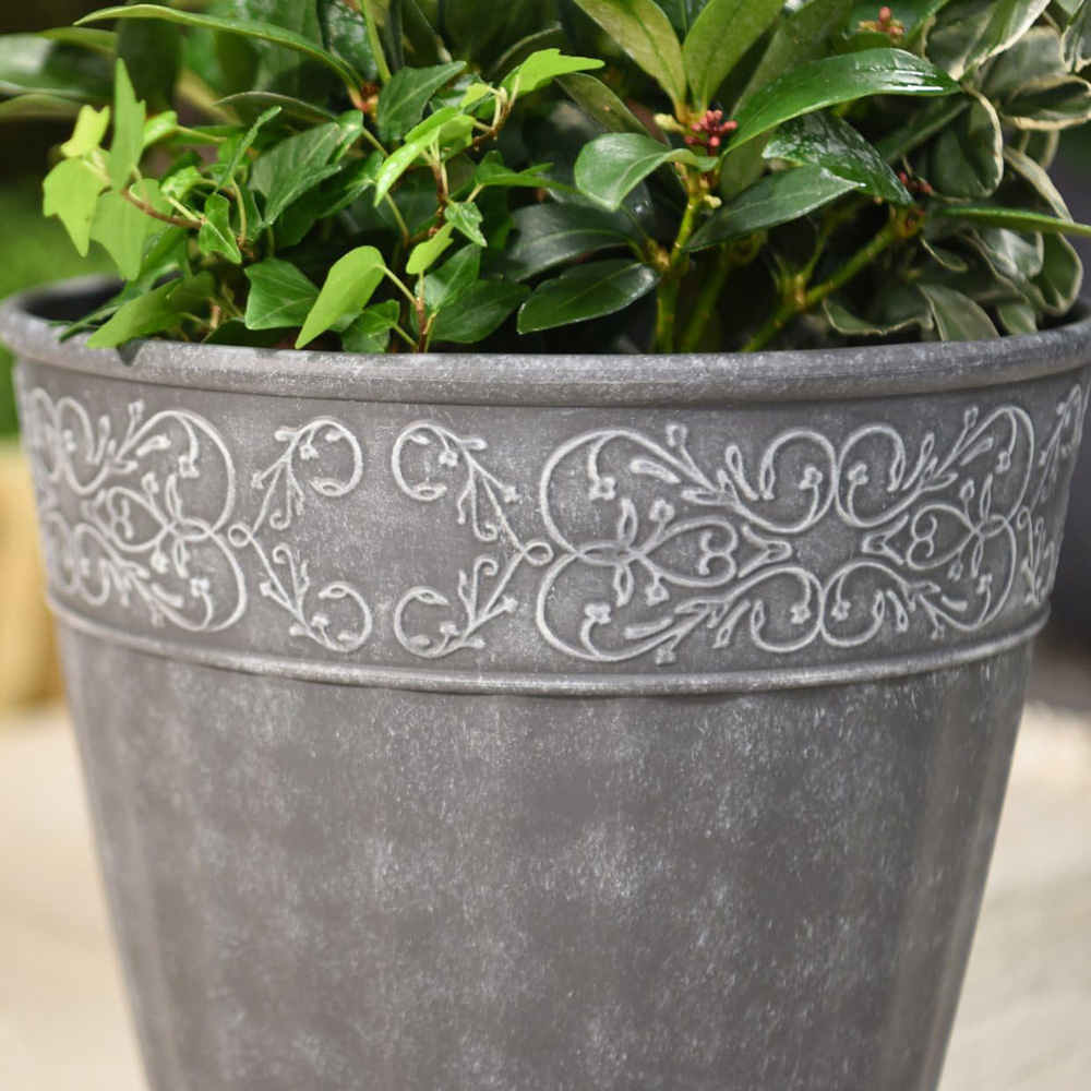 Garden Gear Damask Lead Effect Planter 28cm 2 Pack Image 3